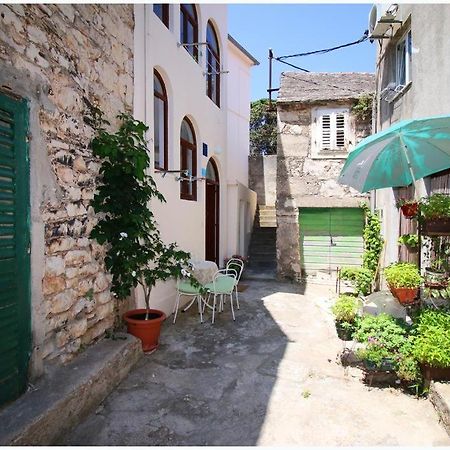 Apartment Josip Primosten Exterior photo