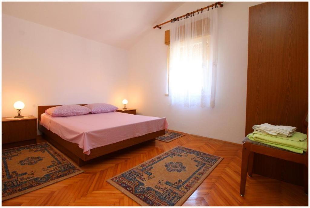 Apartment Josip Primosten Exterior photo